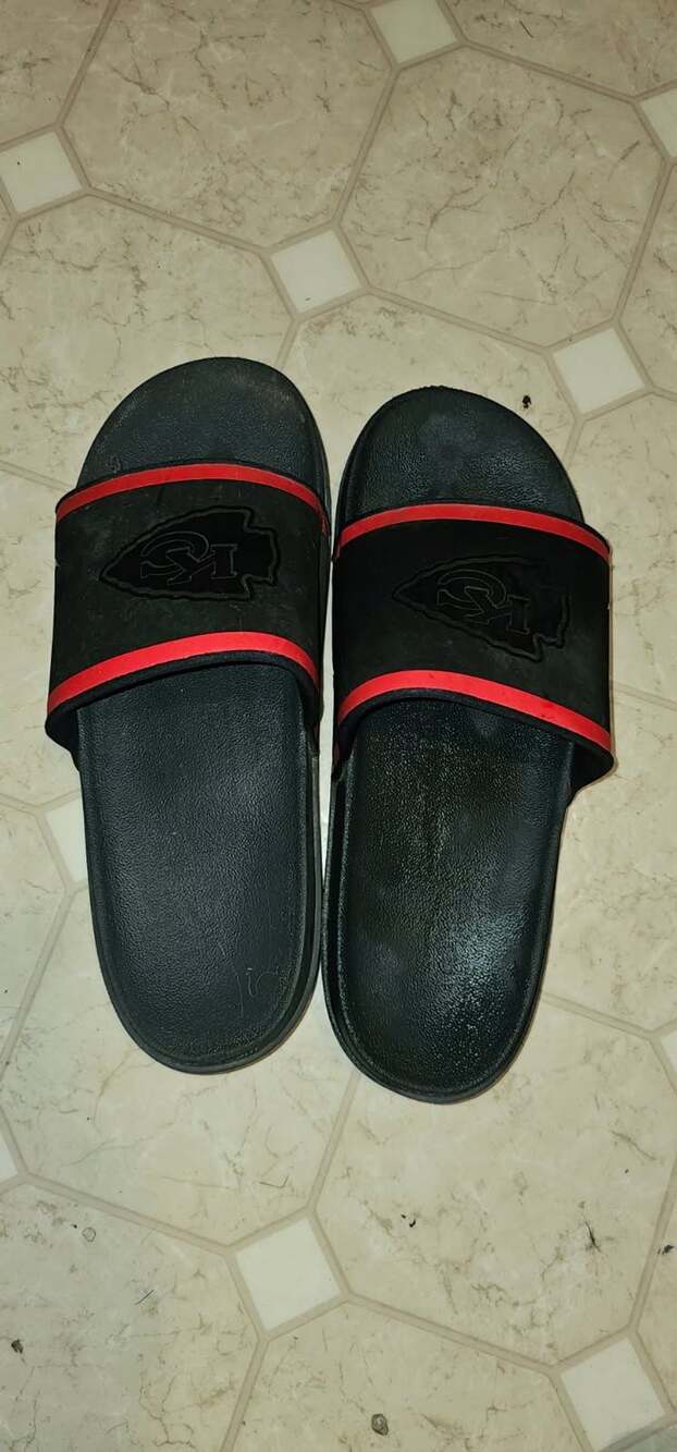 Nike OffCourt Slide NFL Kansas City Chiefs Sandals Black Red Size 14 DD0515-001